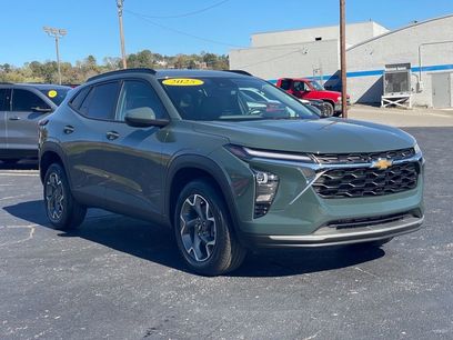 New 2025 Chevrolet Trax LT w/ LT Convenience Package