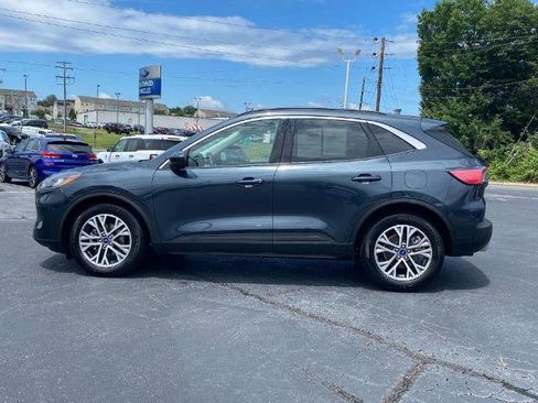 Certified 2022 Ford Escape SEL image 2