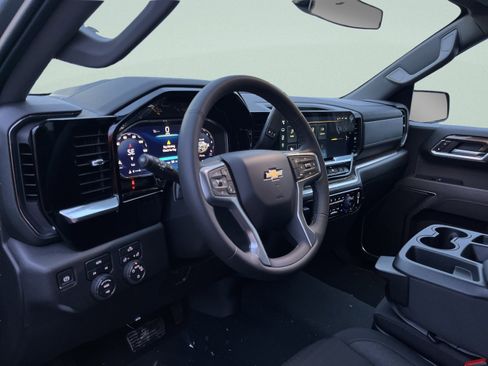 New 2026 Chevrolet Silverado 1500 LT image 14