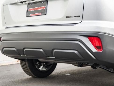 New 2026 Mitsubishi Eclipse Cross LE image 8