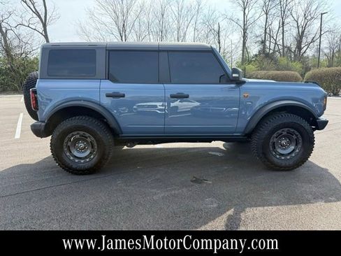Used 2024 Ford Bronco Badlands image 4