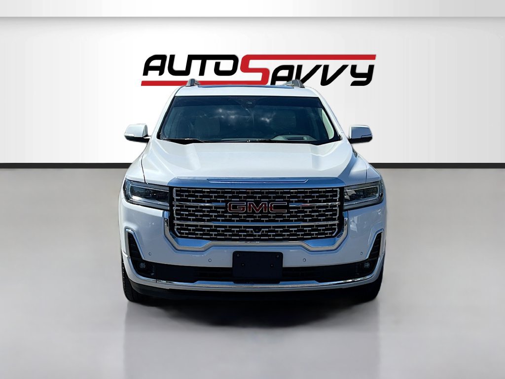 Used 2023 GMC Acadia Denali w/ Denali Technology Package FWD image 2
