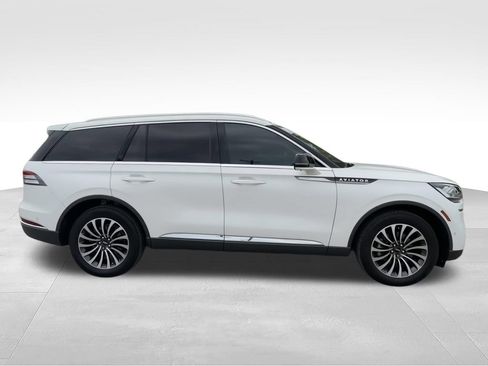 Used 2023 Lincoln Aviator Reserve w/ Equipment Group 201A AWD/4WD image 2