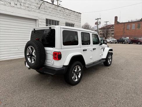 Certified 2019 Jeep Wrangler Unlimited Sahara image 4