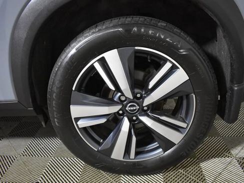 Used 2023 Nissan Rogue SL AWD/4WD image 44