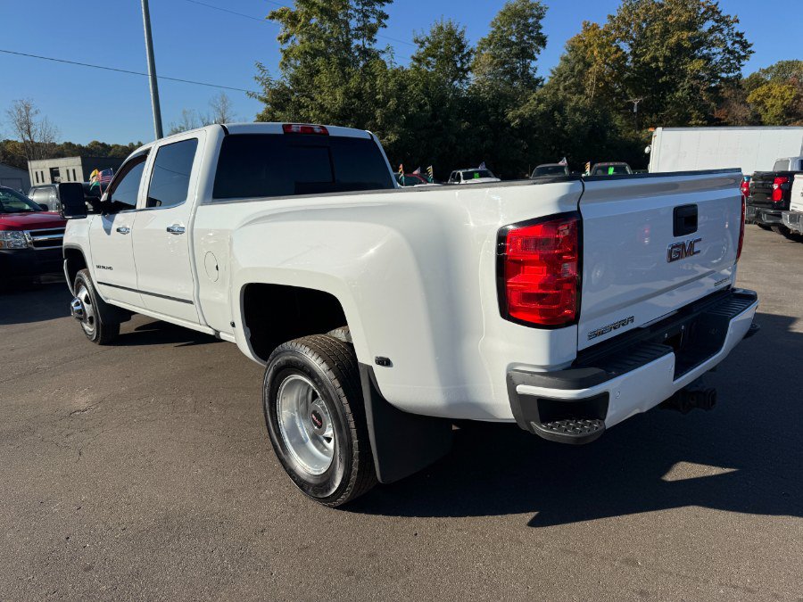 Used 2019 GMC Sierra 3500 Denali AWD/4WD image 3