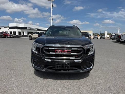 Used 2024 GMC Terrain AT4 w/ Infotainment Package II AWD/4WD image 2