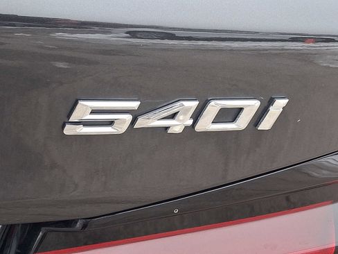 Certified 2022 BMW 540i xDrive 540i xDrive w/ M Sport Package image 30