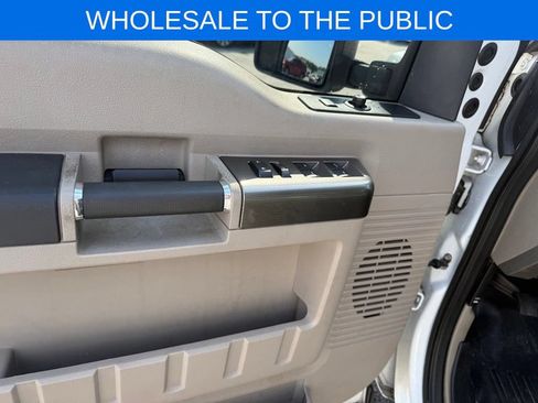 Used 2009 Ford F250 FX4 AWD/4WD image 5