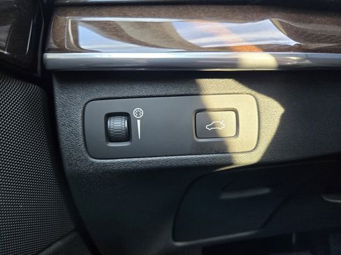 Used 2019 Volvo XC90 T6 Momentum w/ Advanced Package image 21