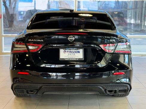 Used 2023 Nissan Maxima SR w/ Sport Mat Group FWD image 10