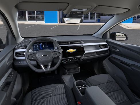 New 2027 Chevrolet Bolt LT w/ Comfort Package FWD image 17