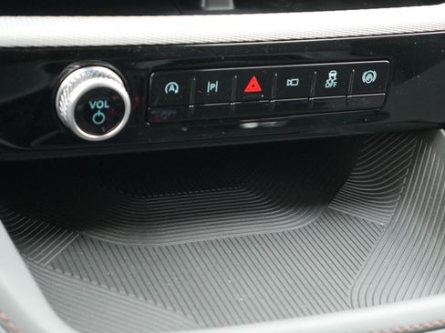 New 2026 Ford Explorer Active image 14