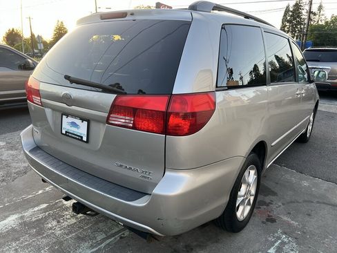 Used 2004 Toyota Sienna XLE AWD/4WD image 5