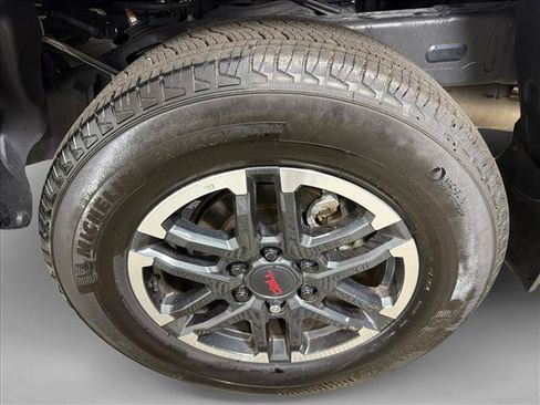Used 2024 Toyota Tacoma TRD Sport RWD image 19