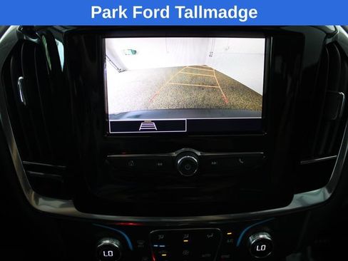 Used 2021 Chevrolet Traverse LS FWD image 19