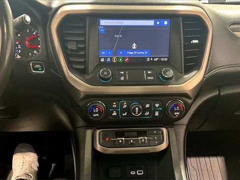 Used 2022 GMC Acadia Denali image 15