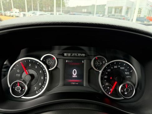 Used 2025 RAM 2500 Big Horn image 15