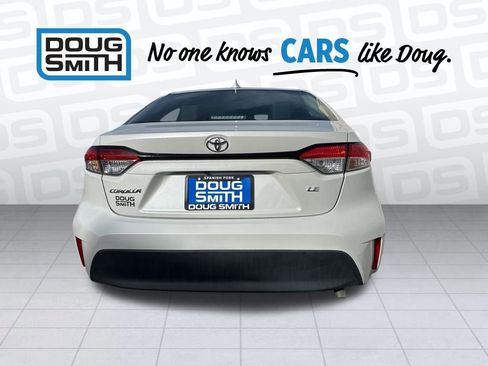 Used 2023 Toyota Corolla LE image 4