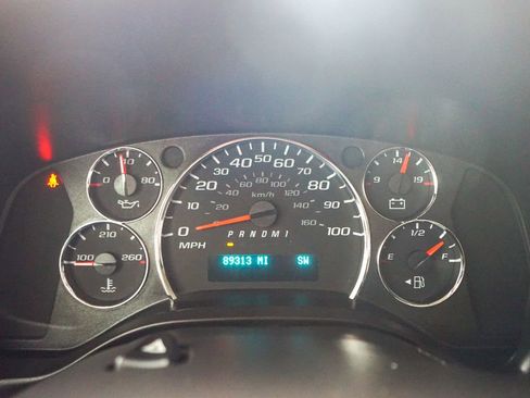 Used 2020 Chevrolet Express 3500 LT w/ LT Preferred Equipment Group image 15