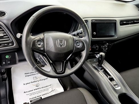 Used 2019 Honda HR-V Sport image 24