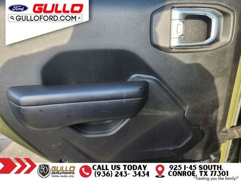 Used 2021 Jeep Gladiator Sport AWD/4WD image 16