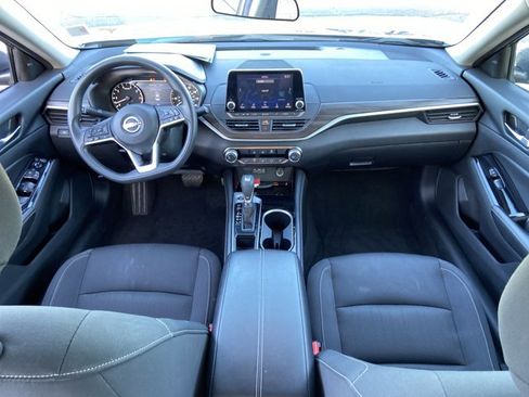 Used 2023 Nissan Altima 2.5 SV image 46