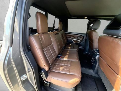Used 2023 Nissan Titan Platinum Reserve w/ Moonroof Package RWD image 26