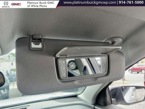 Used 2022 GMC Terrain AT4 image 29