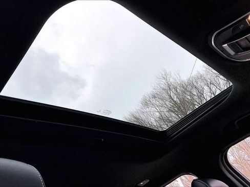 Certified 2023 Jeep Grand Cherokee Altitude image 16