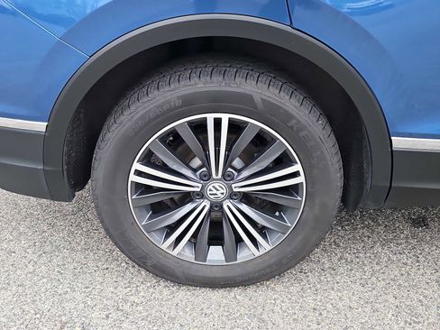 Used 2019 Volkswagen Tiguan SEL AWD/4WD image 9