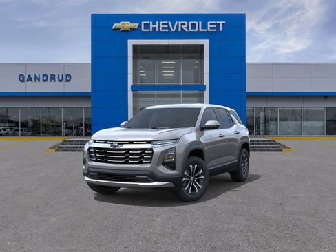 New 2027 Chevrolet Equinox LT w/ Convenience Package II AWD/4WD image 8