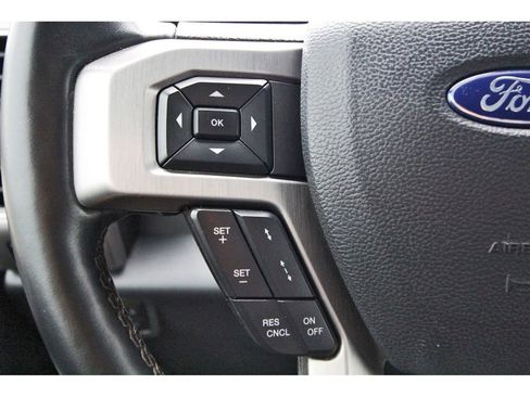 Used 2022 Ford F250 Platinum AWD/4WD image 18