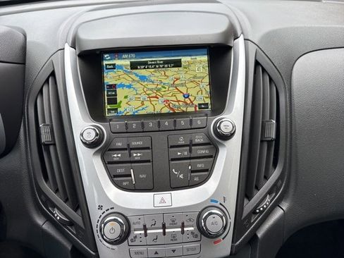 Used 2016 Chevrolet Equinox LTZ w/ Enhanced Convenience Package image 20