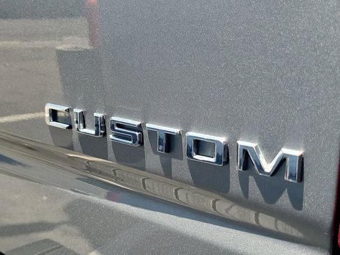 Used 2023 Chevrolet Silverado 1500 Custom AWD/4WD image 25