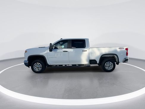 Used 2025 Chevrolet Silverado 2500 W/T image 5