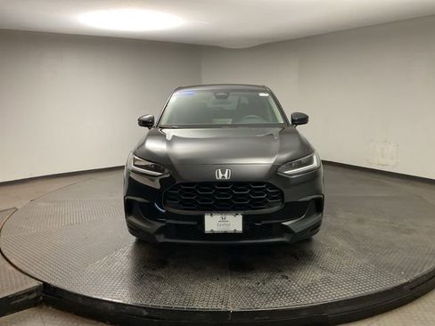 Certified 2023 Honda HR-V LX image 2
