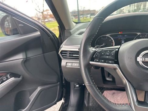 Used 2023 Nissan Altima 2.5 SR image 38