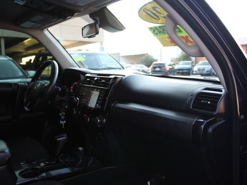 Used 2020 Toyota 4Runner TRD Off-Road w/ Wilderness Package AWD/4WD image 25