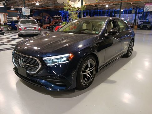 Used 2024 Mercedes-Benz E 350 4MATIC Sedan image 6