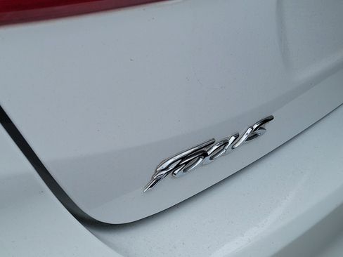 Used 2017 Ford Focus S FWD image 4