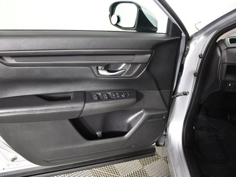 Used 2025 Honda CR-V LX image 34