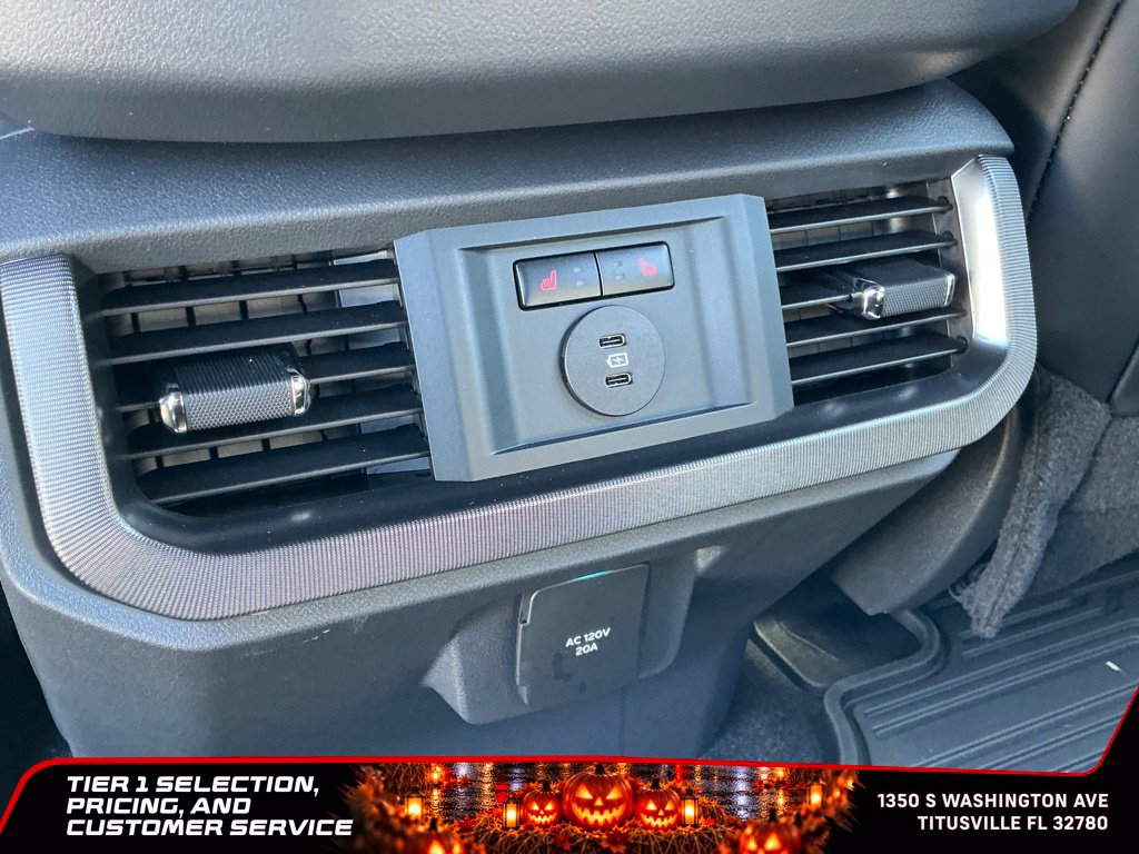 Used 2025 Ford F150 Platinum w/ FX4 Off-Road Package AWD/4WD image 32