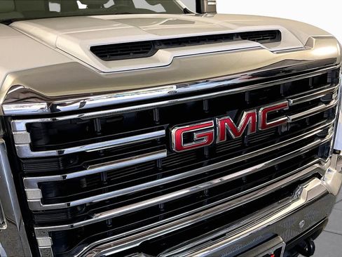 Used 2020 GMC Sierra 3500 SLT AWD/4WD image 28