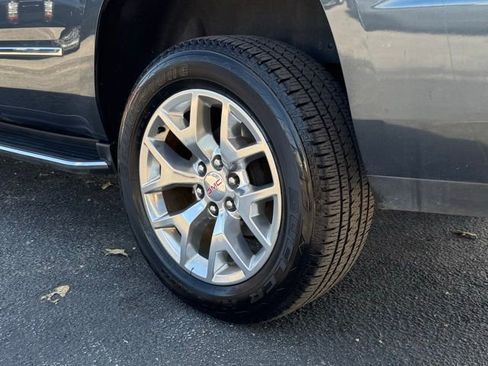 Used 2019 GMC Yukon SLT image 24