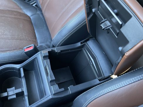 Used 2022 Subaru Forester Touring w/ Popular Package #3 image 37