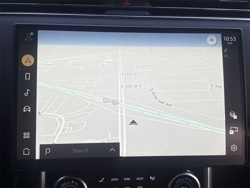 Used 2023 Land Rover Range Rover SE image 24