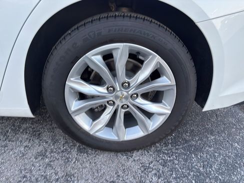 Used 2022 Chevrolet Malibu LT image 34