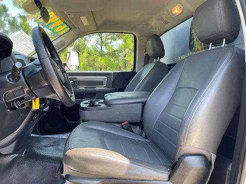 Used 2015 RAM 3500 Tradesman w/ Power & Remote Entry Group RWD image 9