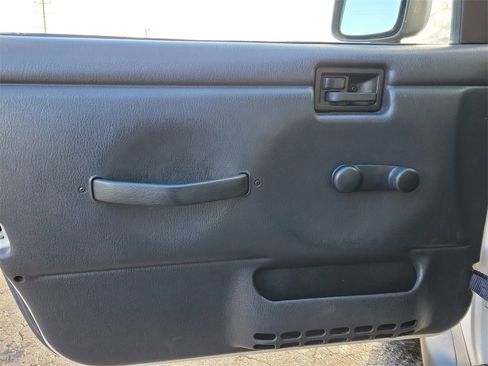 Used 2004 Jeep Wrangler X w/ Full Face Tire & Wheel Group image 7